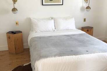Alamo Motel