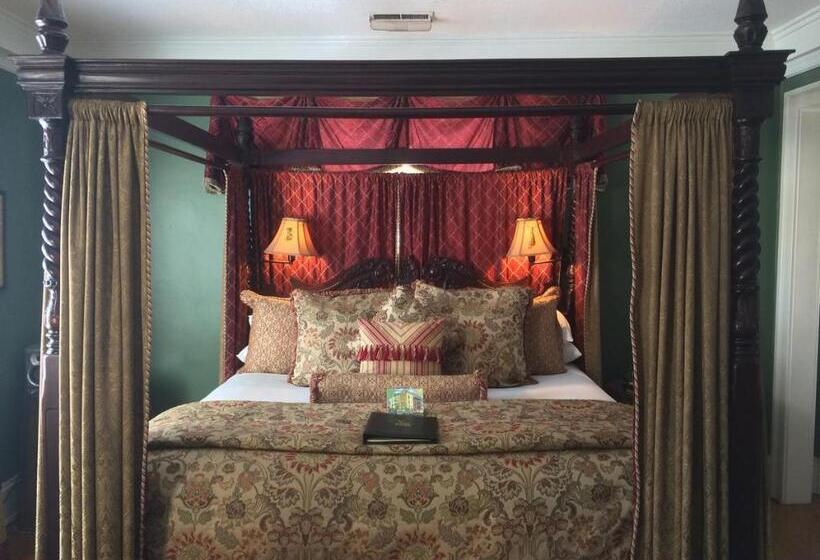 تختخواب و صبحانه Inn At 835 Boutique