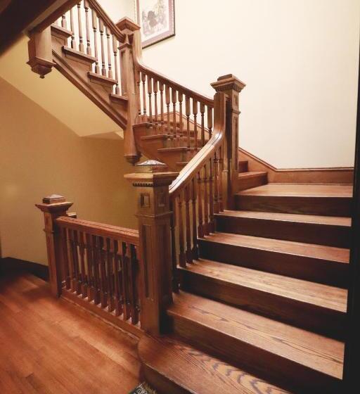 تختخواب و صبحانه Inn At 835 Boutique