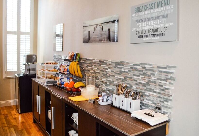 تختخواب و صبحانه Rio Vista Inn & Suites Santa Cruz