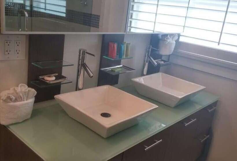 تختخواب و صبحانه Rio Vista Inn & Suites Santa Cruz