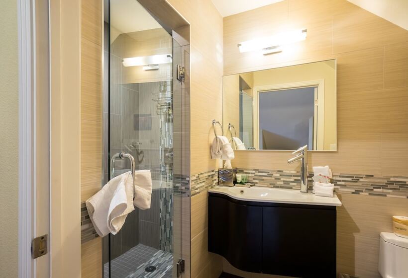 تختخواب و صبحانه Rio Vista Inn & Suites Santa Cruz