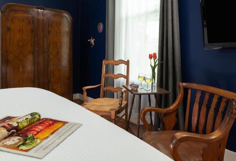 住宿加早餐  South Court Inn