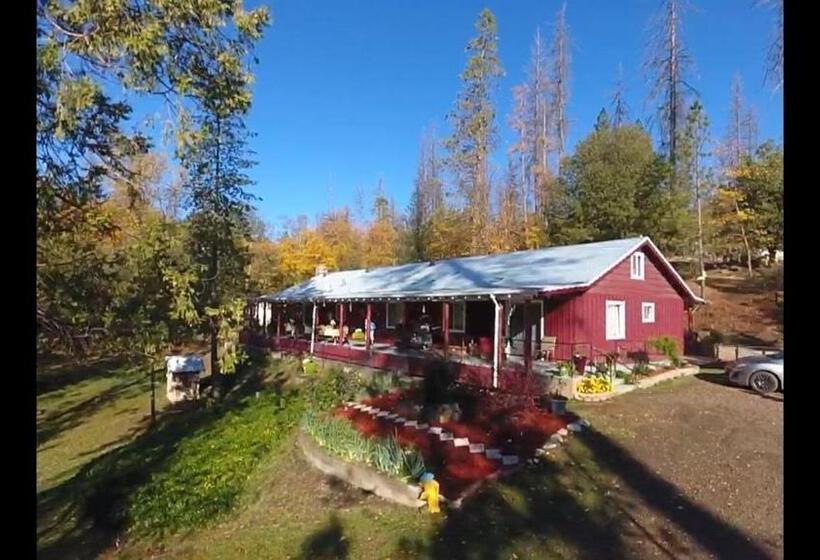 민박 Yosemite Paradise Inn