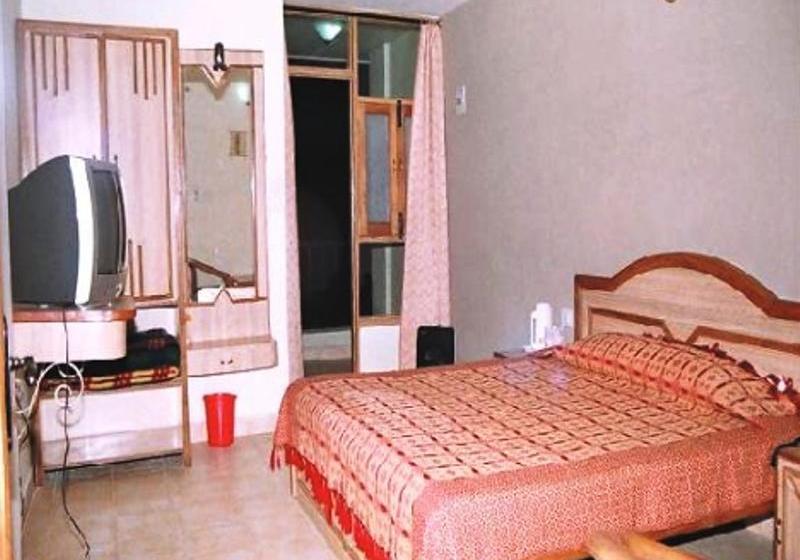 בית מלון כפרי Amrit Regency