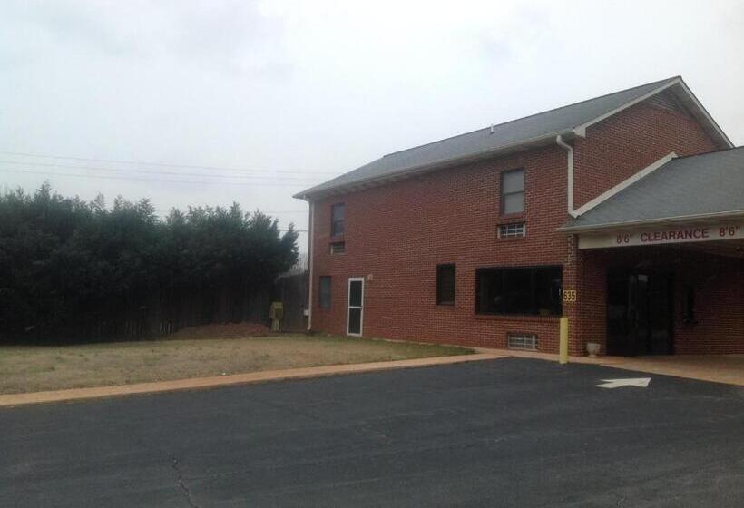 ホテル Highway Inn