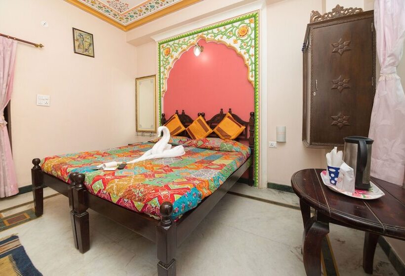 فندق Moonlight Homestay & Hostel