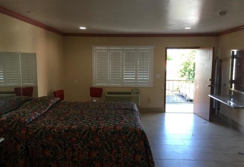 مُتل Foxy S Motor Inn On Florence & Hoover St