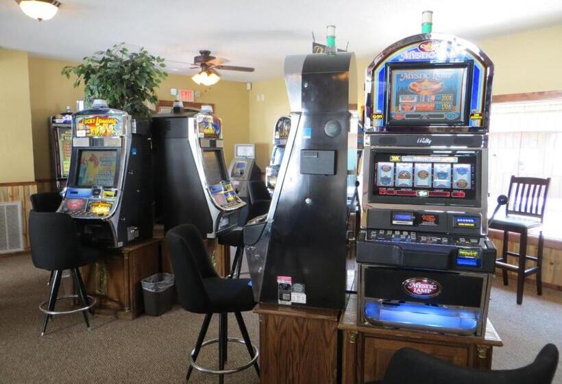 مُتل Gold Country Inn