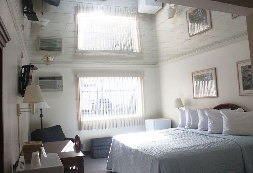 مُتل Main Street Lodge And Suites