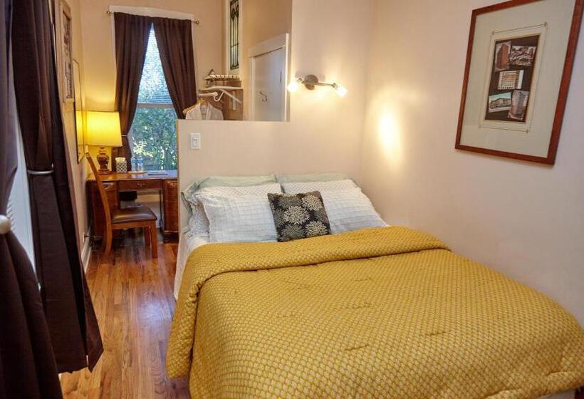 Ray's Bucktown Bed And Breakfast