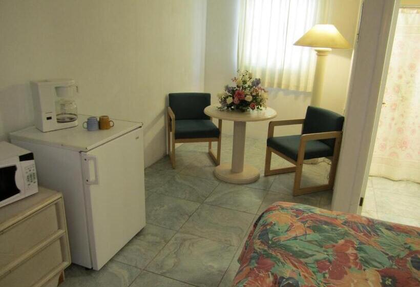 استراحتگاه Apollo Motel