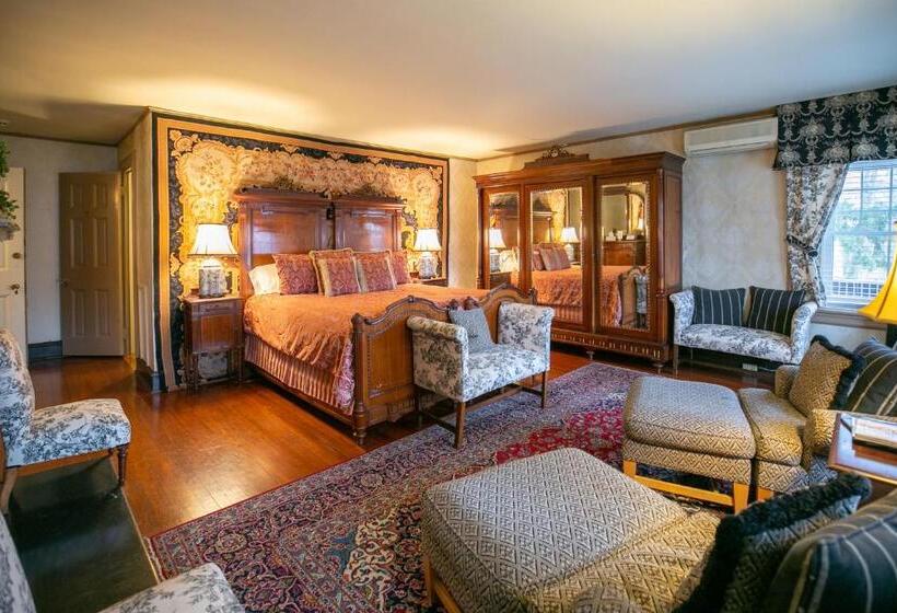ベッドアンドブレックファースト Cameron Estate Inn