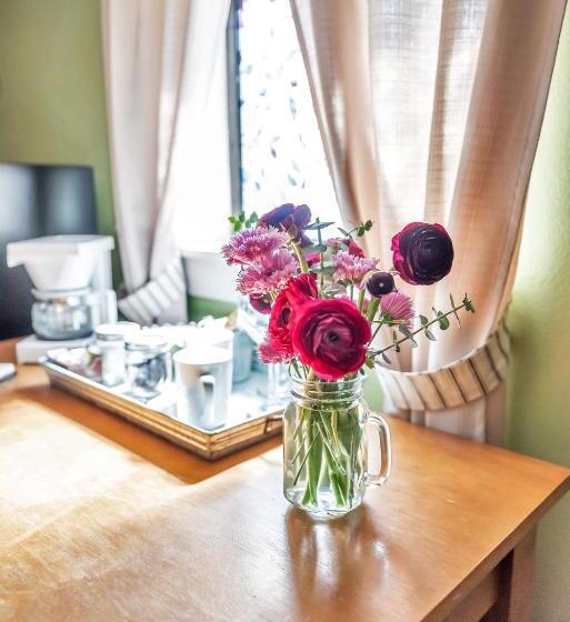 민박 Full Moon Inn