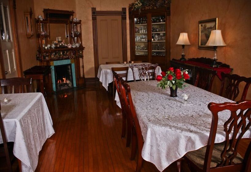 مبيت وإفطار Hamilton House