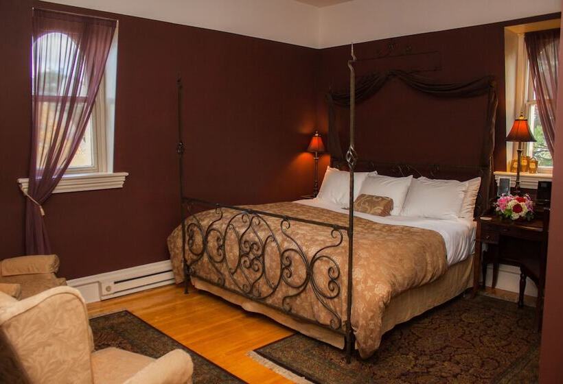 مبيت وإفطار Hamilton House