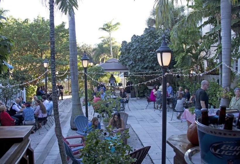 مبيت وإفطار Palm Beach Hibiscus Downtown