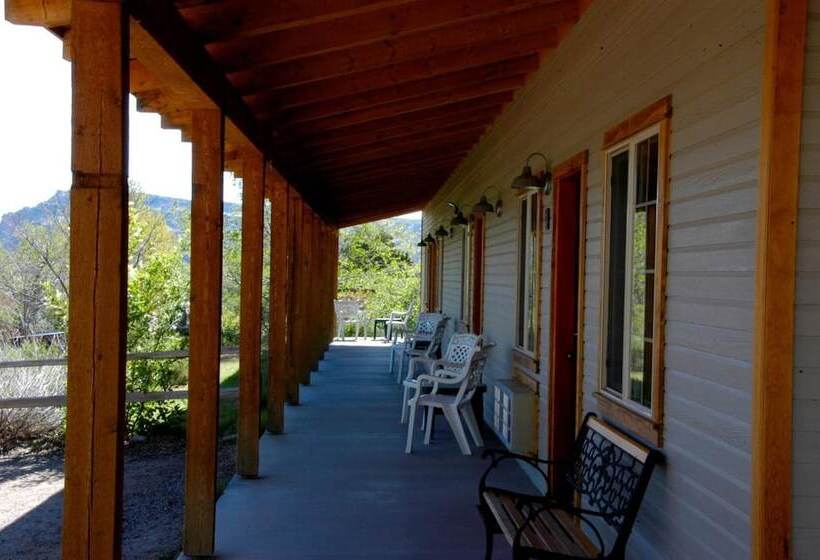 تختخواب و صبحانه The Inn Of Escalante