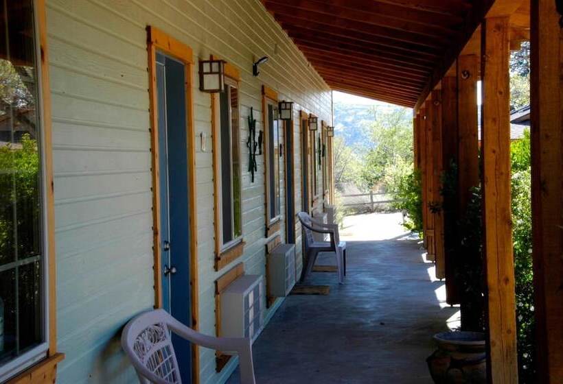 تختخواب و صبحانه The Inn Of Escalante