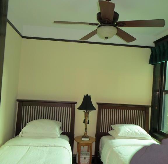 צימר The Polo Inn Bridgeport U.s.a
