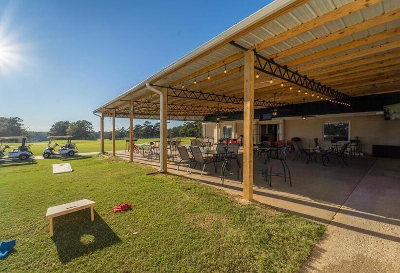 هتل Dothan National Golf Club And
