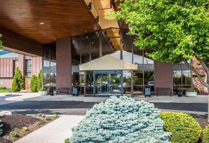 فندق Quality Inn Castleton