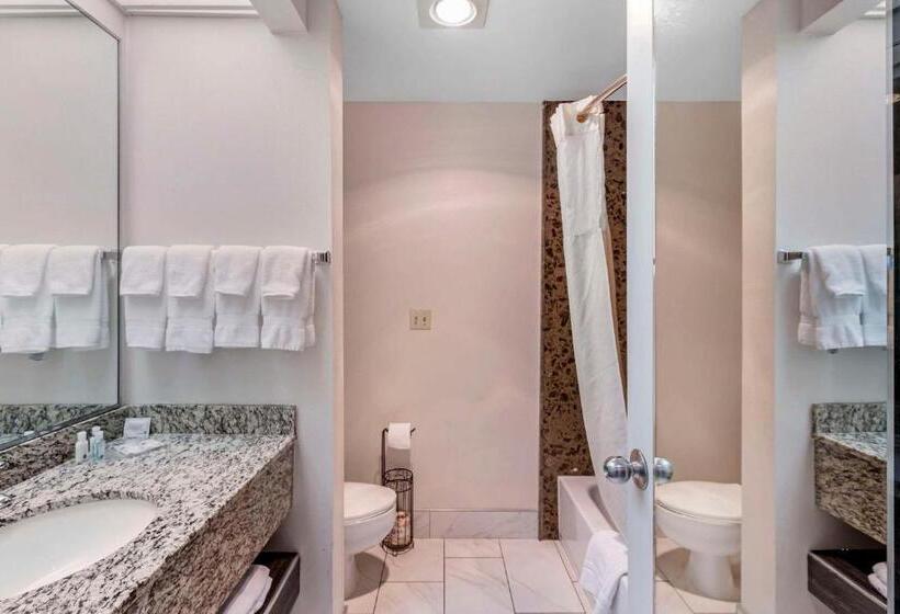 هتل Quality Suites Moab Near Arches National Park