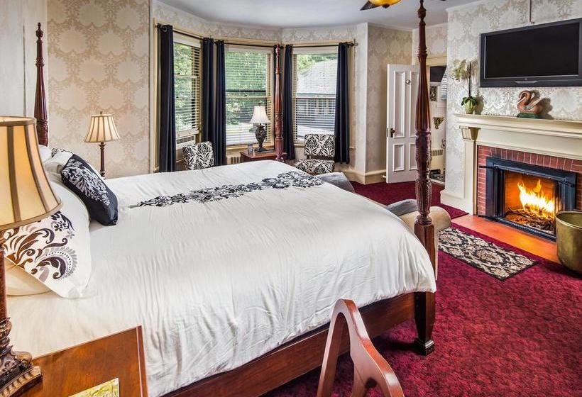 هتل Stonehurst Manor Including Breakfast And Dinner