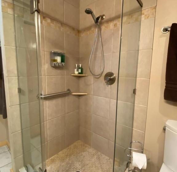 בית מלון כפרי Twisp River Suites