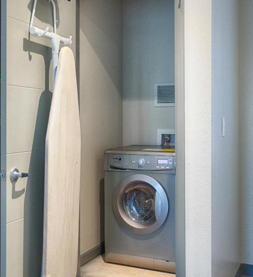 هتل Z Loft Extended Stay