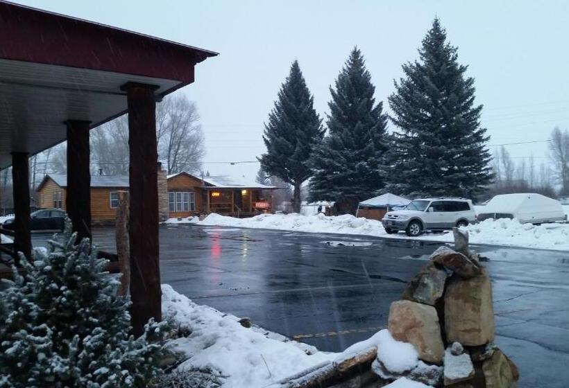 Long Holiday Motel