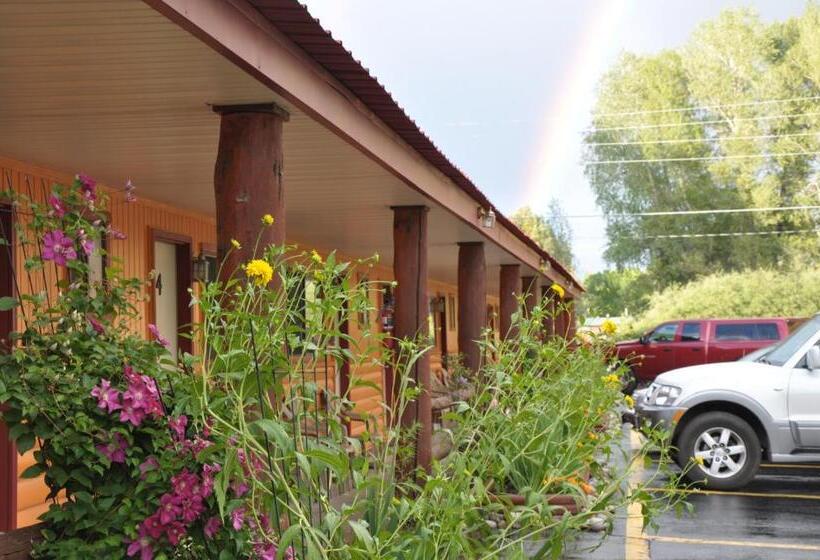 Long Holiday Motel