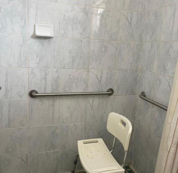 فندق على الطريق American Motor Inn   Rock Island