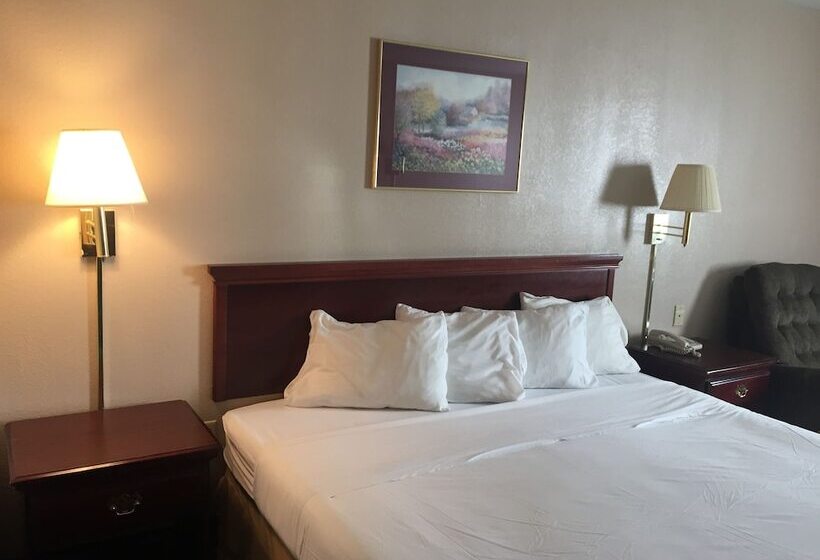 Мотель Briarwood Inn Of Sparta