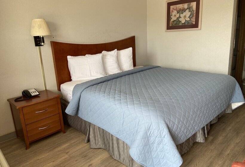 モーテル Colonial Inn