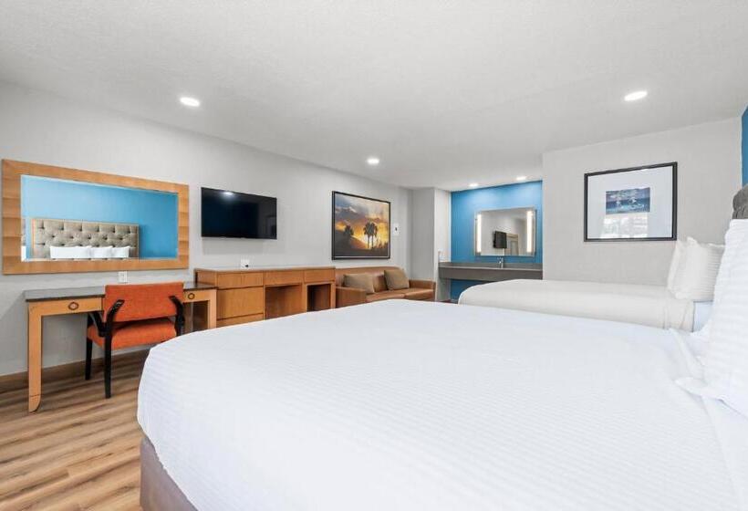مُتل Econo Lodge Inn & Suites