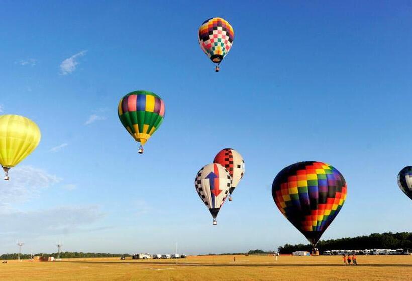 מוטל Executive Inn And Suites Longview