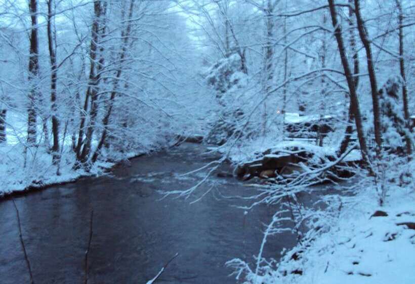 مُتل Five Star Inn