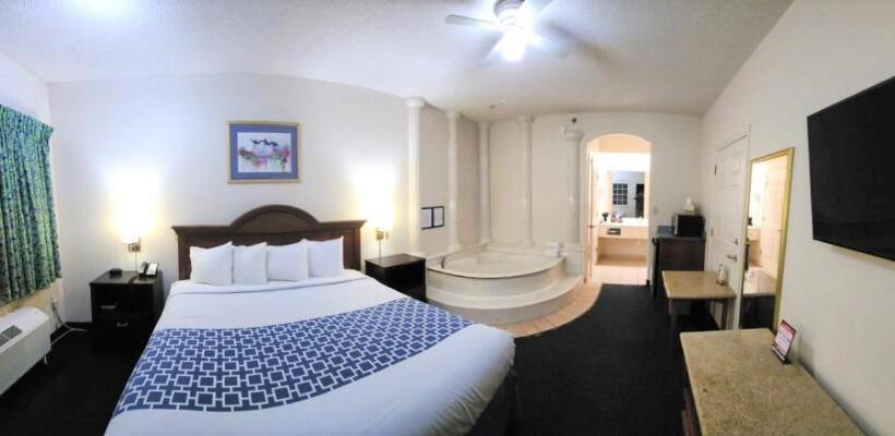 فندق على الطريق Flamingo Inn