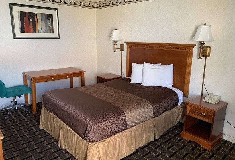 모텔 Heritage Inn