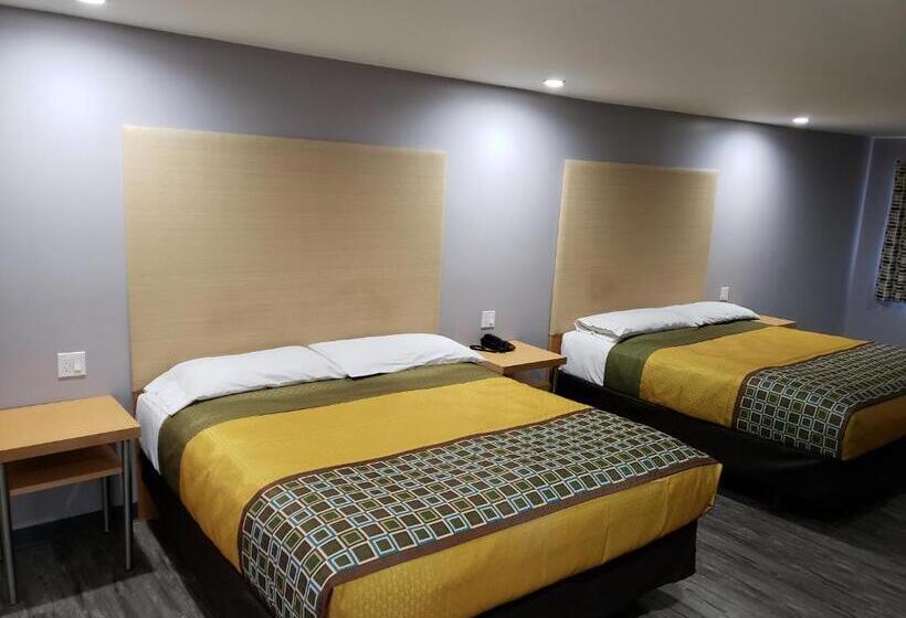 فندق على الطريق Regal Inn