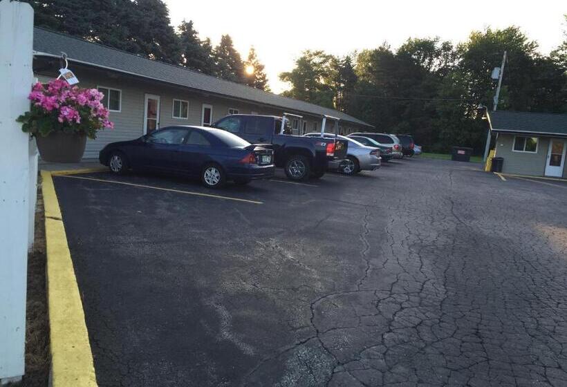 مُتل Relax Inn  Saginaw
