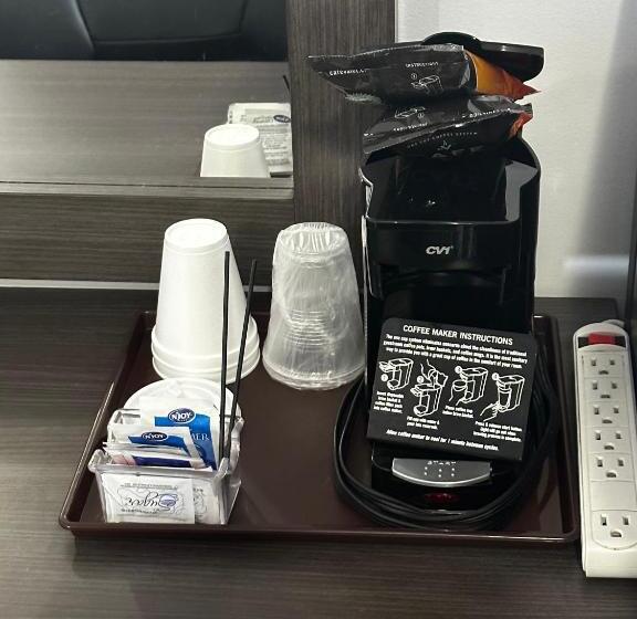 مُتل Relax Inn  Saginaw