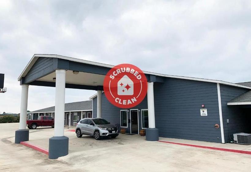 מוטל Southern Inn And Suites Pearsall