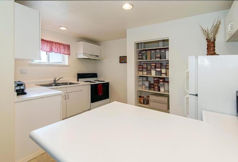 מוטל Virginia City Inn