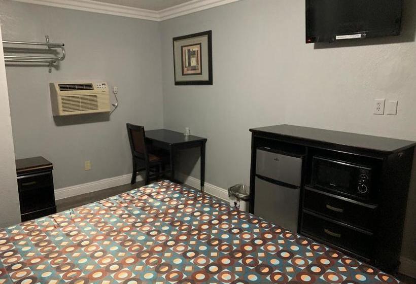 New Bay Motel