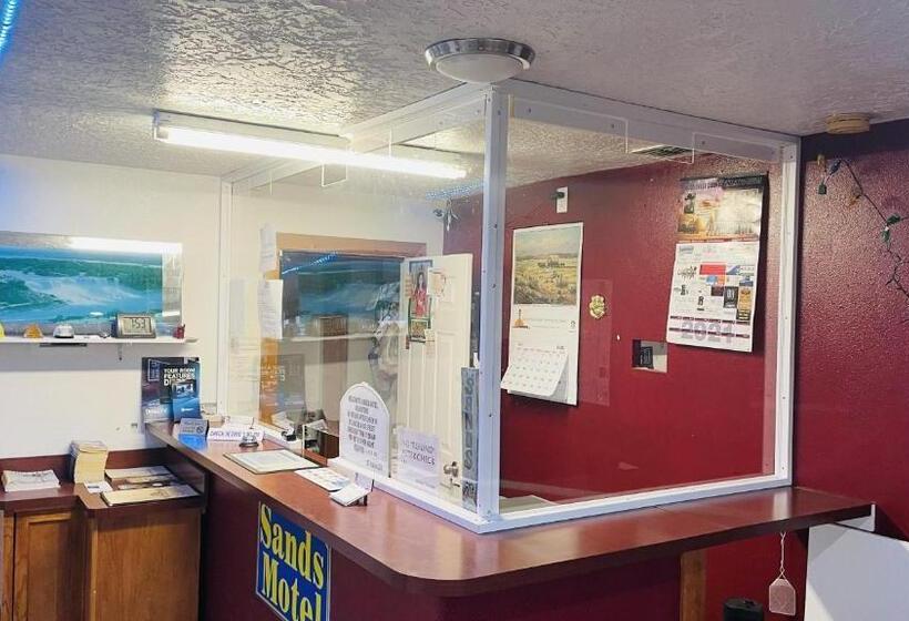 Sands Motel