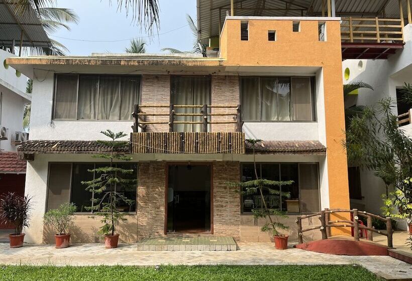 ホテル Ruturaj Inn