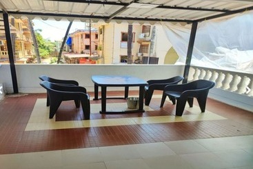 هتل Candolim Aloft