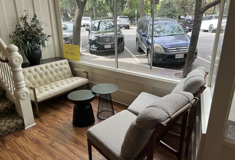 צימר Healdsburg Inn On The Plaza, A Four Sisters Inn